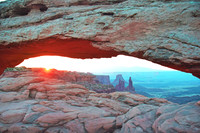 mesa arch sunrise-fx1_0052