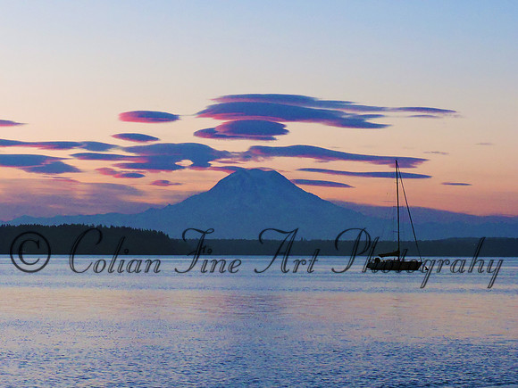 mt rainier sunrise puger harbor 8-27-16 p600-4557